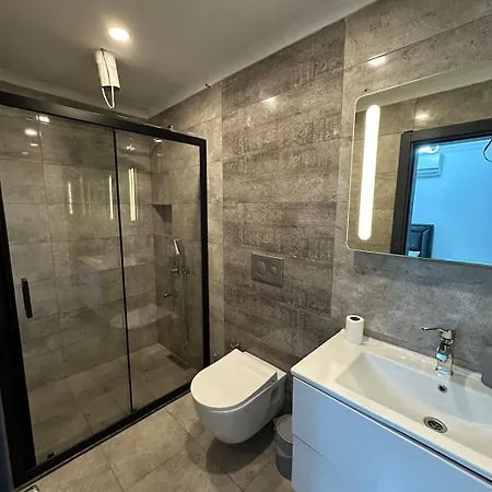 Azra Luxury With Pool For 2 People